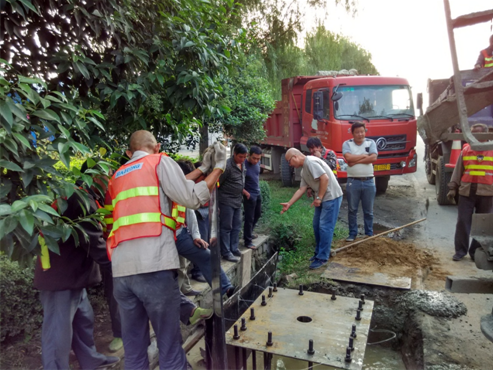 ������G107�o�����Ӿ��c�����@�Ǹ��ٹ�·��ͨʽ�����½����̽�ͨ��ȫ�O(sh��)ʩ����